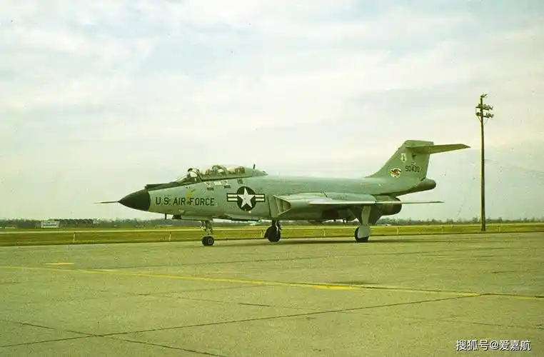 f-101 巫毒 系列远程战斗机图片集