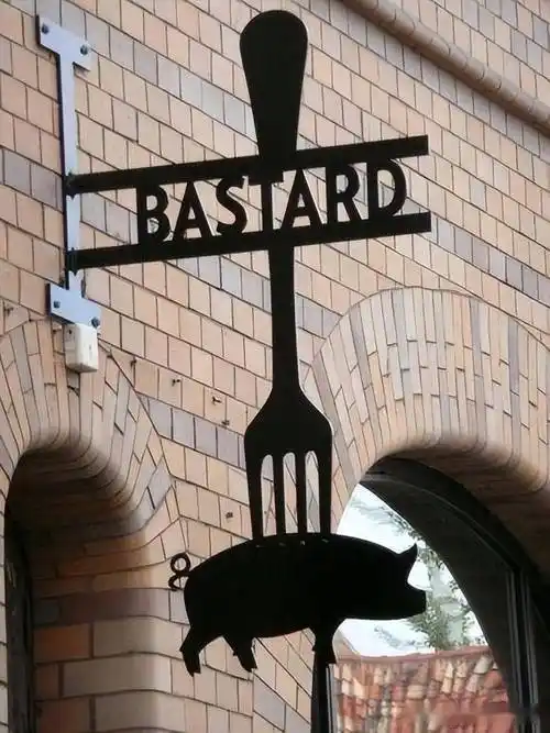 文艺范十足的创意店面招牌设计视觉直观有文艺气质的店面招牌创意新颖