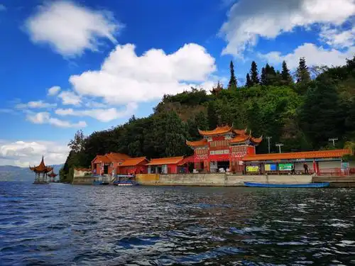 抚仙湖:孤山岛,禄充景区和樱花谷