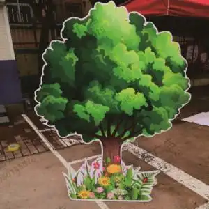 定制kt板森林大树山花草丛石头校园情景话剧舞台表演布景道具装扮