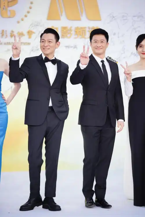 大佬的偶像也是大佬能在大银幕上看刘德华和吴京共演一部好片,这是