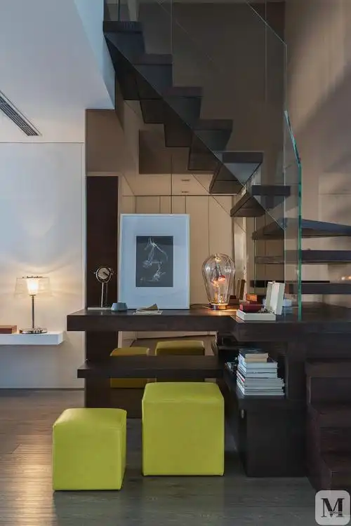 31.9万176㎡简约复式装修现代生活的休闲时光