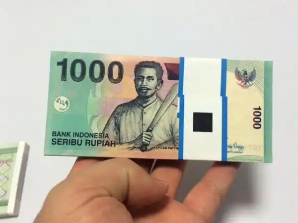 印尼1000元纸币全新绝品不带4和7的一刀内含