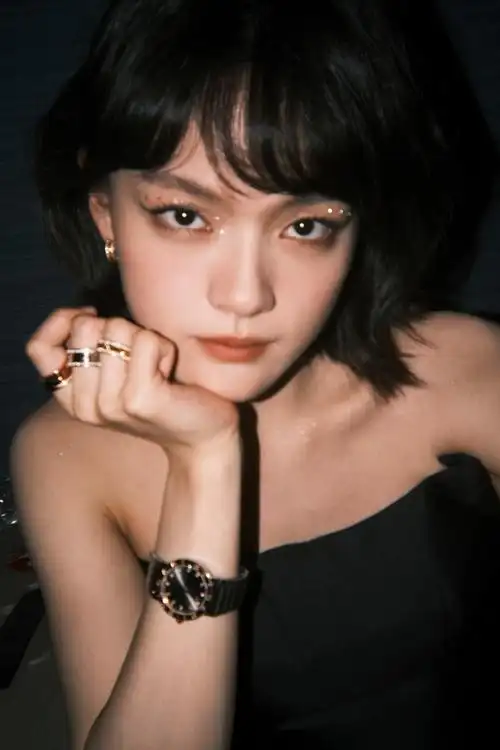 文淇超话#淇妙日常##文淇随手拍#  熠 熠 生 辉 78@演员文淇