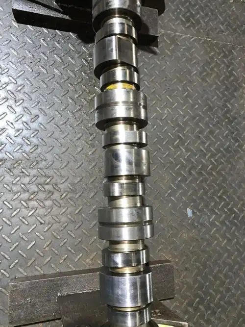 供应pc1250-7挖掘机saa6d170e-3发动机凸轮轴6240-41-1200