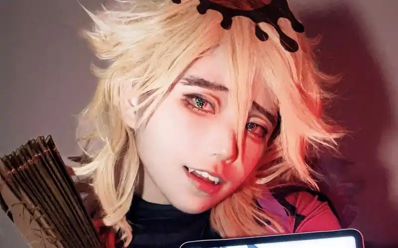 童磨cos委托展示