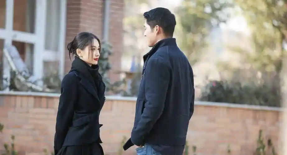 "小妖精"王子文:凭啥男友没断过?