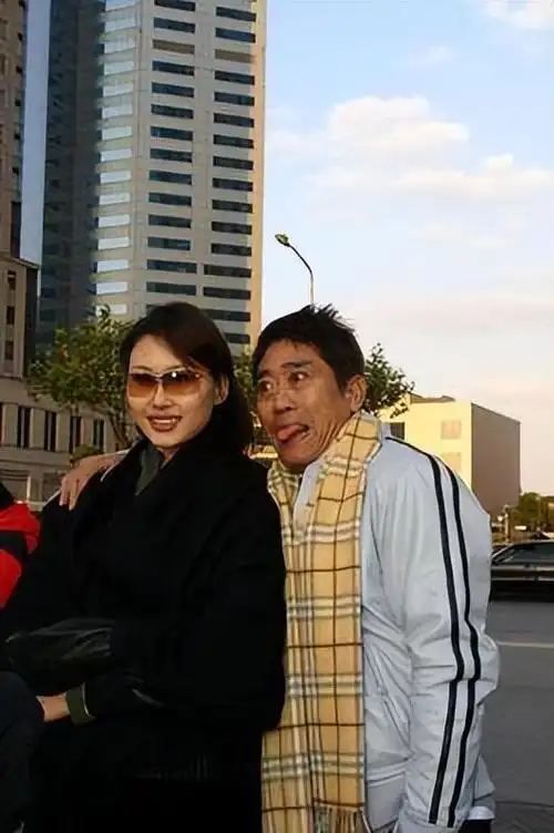 柯受良病逝19年了,遗孀宋丽华的选择令人泪目|曾志伟|刘德华|笨小孩