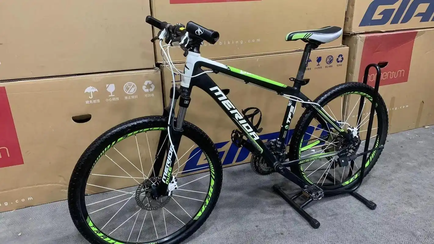 美利达公爵700,27速油刹