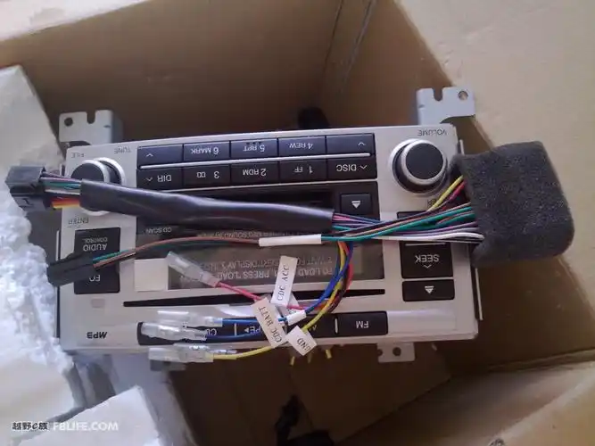 新胜达原车进口六碟cd