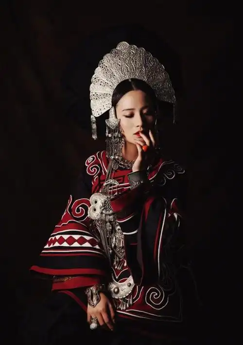 一组民族风衣饰,太美了#服装