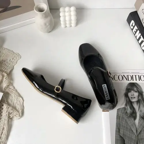 赫本玛丽珍鞋法式复古2020夏款一字单鞋