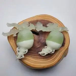 精品收藏岫玉萝卜一对摆件天然玉石雕刻摞财玉器玉雕艺术国石岫玉