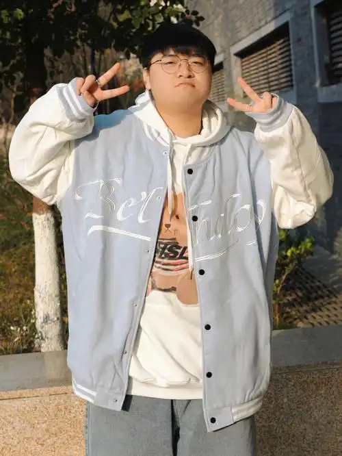 190斤胖小子春季公园穿搭