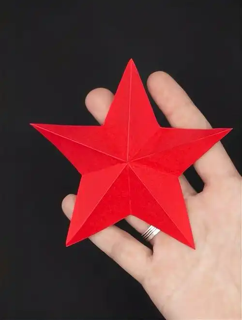 简简单单教你剪一个立体五角星-度小视