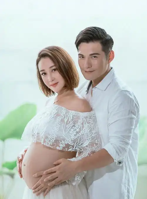 杜若溪孕照曝光 与严屹宽结婚四年恩爱如初