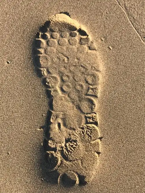 足印