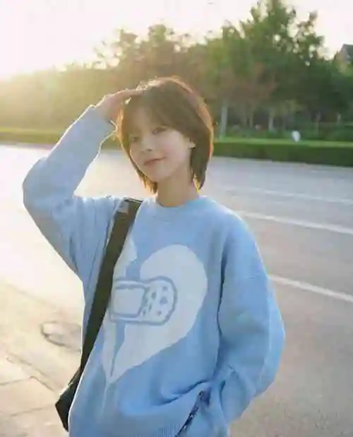 韩系短发发型图片女减龄2022锁骨发(秋季流行减龄帅气圆脸显脸小)