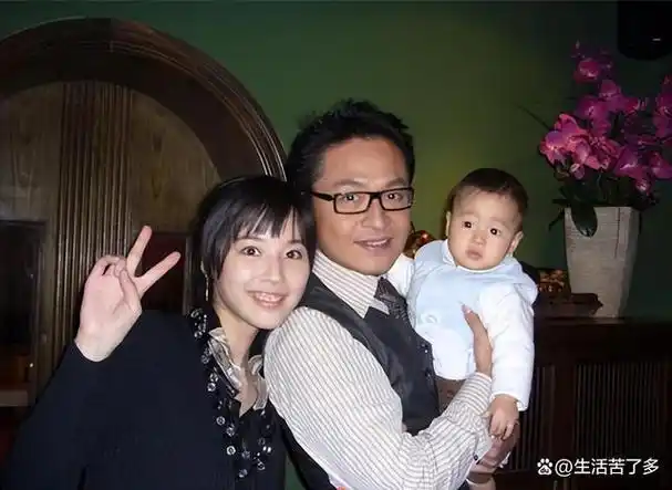 俩人离婚的理由是聚少离多,没有了感情基础,最后就分开了,最终,马世媛