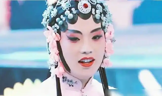 郭麒麟拿了女主剧本盘点大林那些年让人惊艳的女装