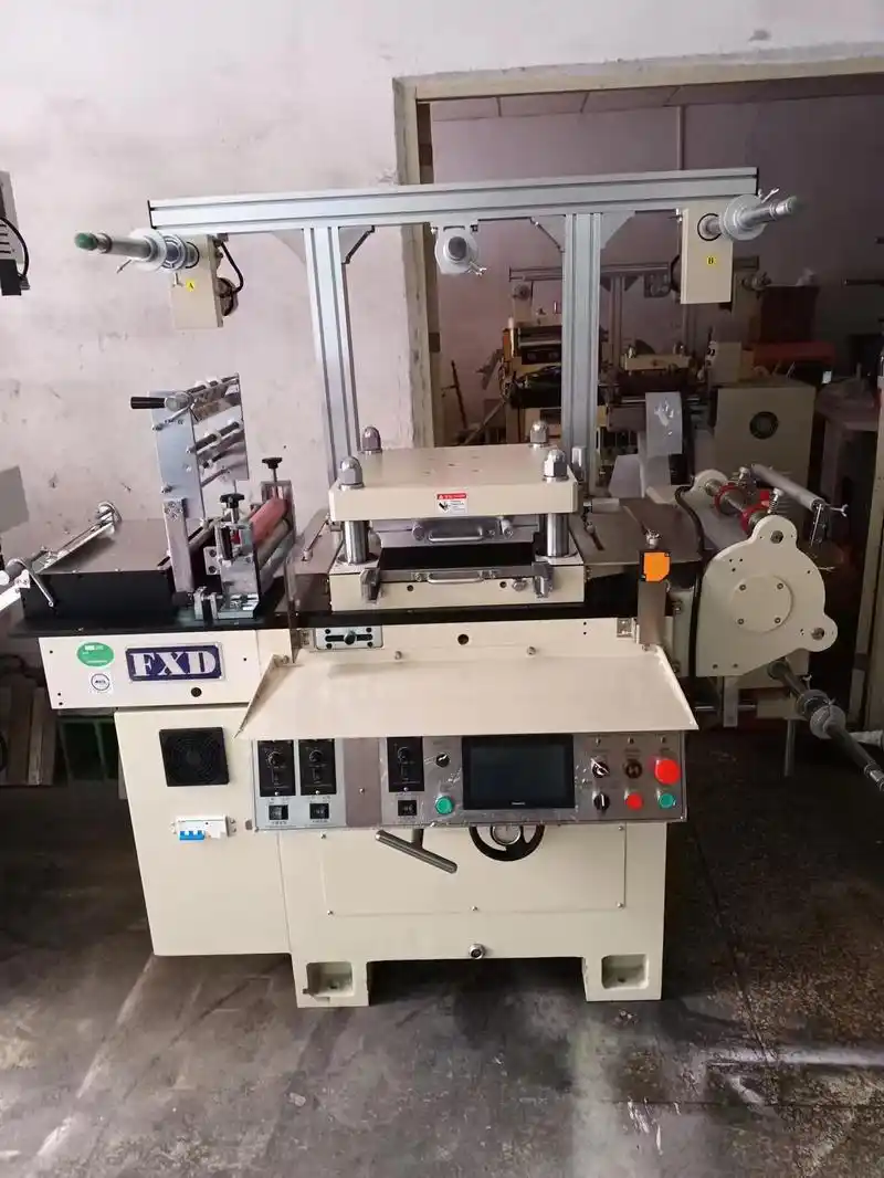 二手飞新达模切机