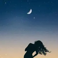 独自一人的照片头像图片【点击鼠标右键下载】