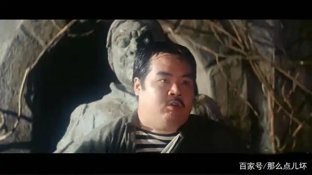 1983年郑则仕,许冠英搞笑鬼片《追鬼七雄》