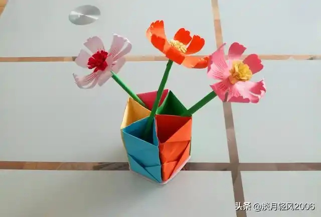 这个笔筒好做又实用,适合当亲子手工,宝妈带孩子一起做.