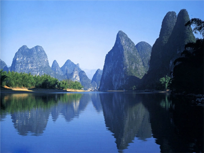 2.《桂林山水》课件.ppt 34页