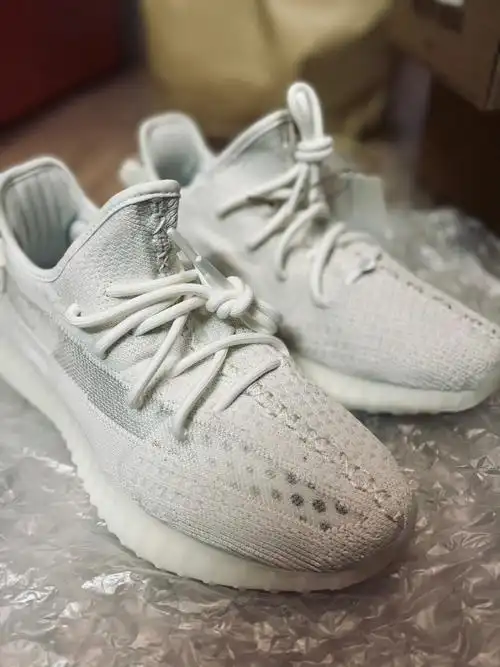yeezy350冰淇淋