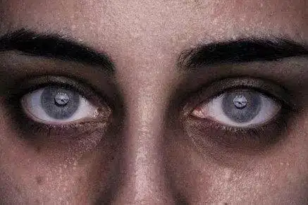 心理测试哪双眼睛最空洞测你的桃花运在什么地方