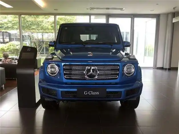 长假一触即发2023款奔驰g350越野车