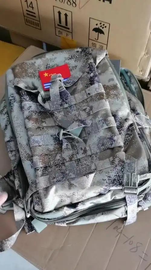 新款19突击包欣赏  真正的星空特战单兵公发发品,秒杀一切仿品!
