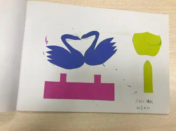 三5班轴对称图形作品展