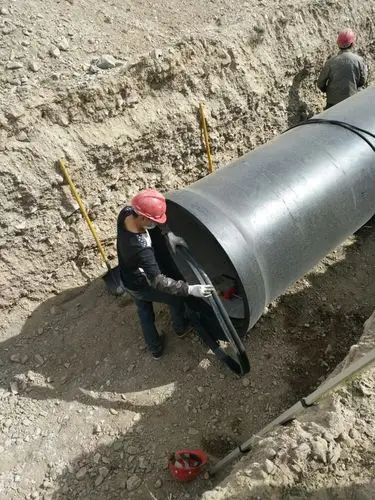 安装球墨铸铁管胶圈