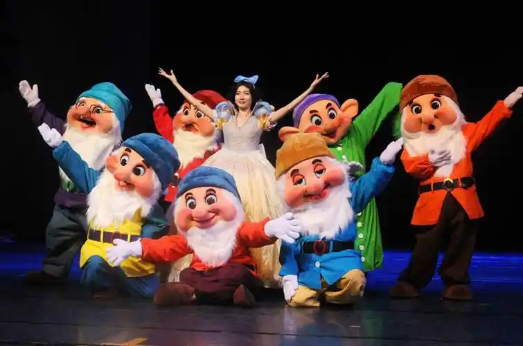 深圳刘老根儿童剧白雪公主和七个小矮人