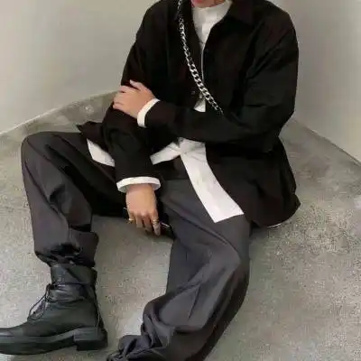 男生微信头像半身部位图片