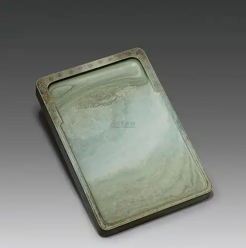 0729 清 乾隆御铭松花凤池砚