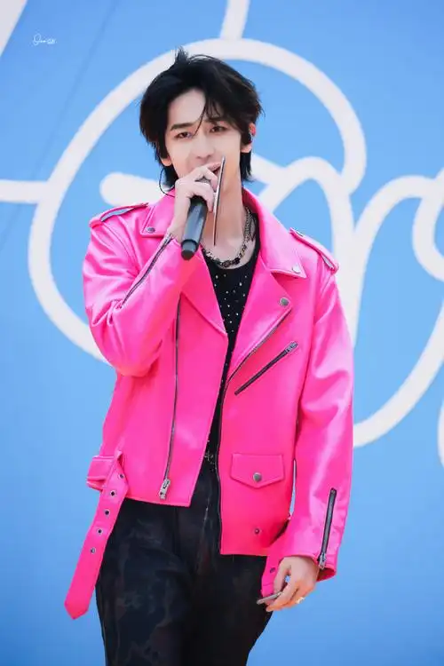 赵让星光大赏出发图好粉##赵让星光大赏