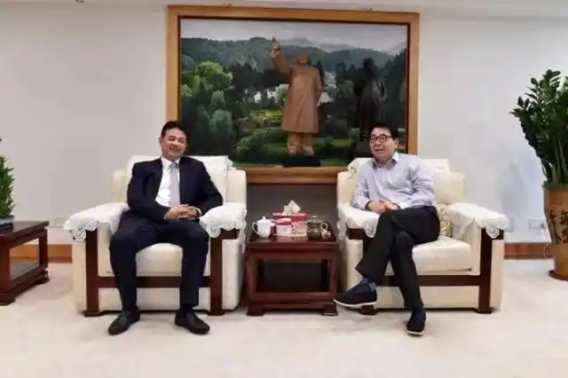 升龙林亿:地产教父学徒"游牧掘金"| 潜鳄浮沉录④