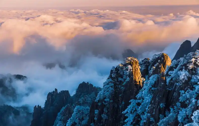 黄山 观云海日落 叹雾凇奇缘