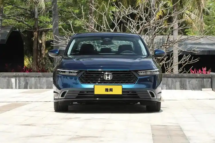 全新本田雅阁上市,1.5t/2.0升插电混动,售价17.98-25.88万元