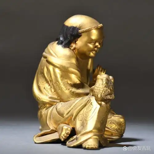 清代 铜鎏金刘海戏金蟾摆件 尺寸:高12㎝宽18.5㎝重1287g