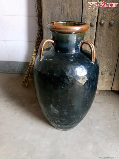 黑釉大酒坛