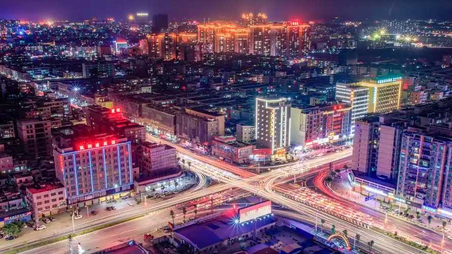 海城第一城路口