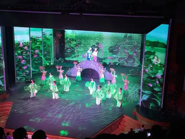 《西湖之夜》演出