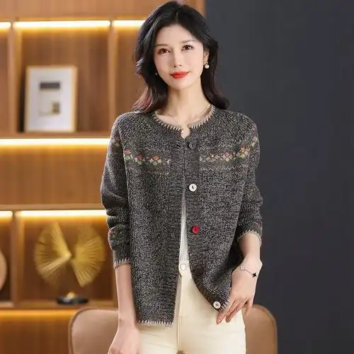 恒源祥圆领羊毛针织开衫女外搭春秋短款提花时尚洋气妈妈毛衣外套