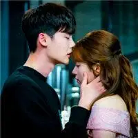 韩剧w两个世界情侣头像