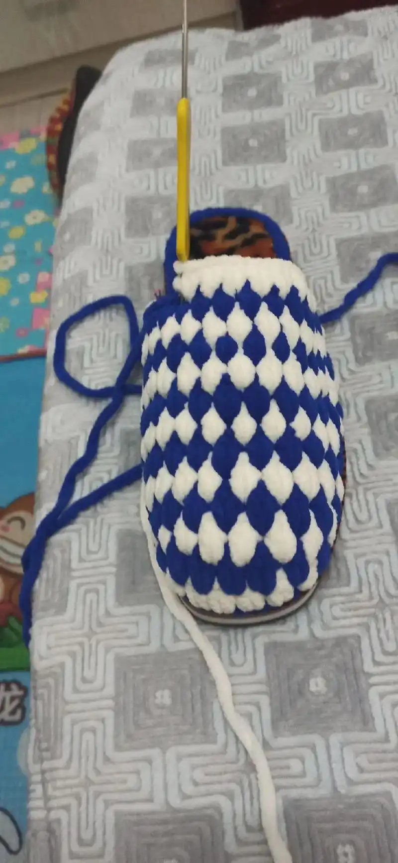 在家纯手工编织拖鞋