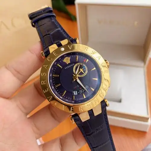 范思哲男表versace正品_范思哲手表四针gmt双地时区闹钟功能大表盘皮